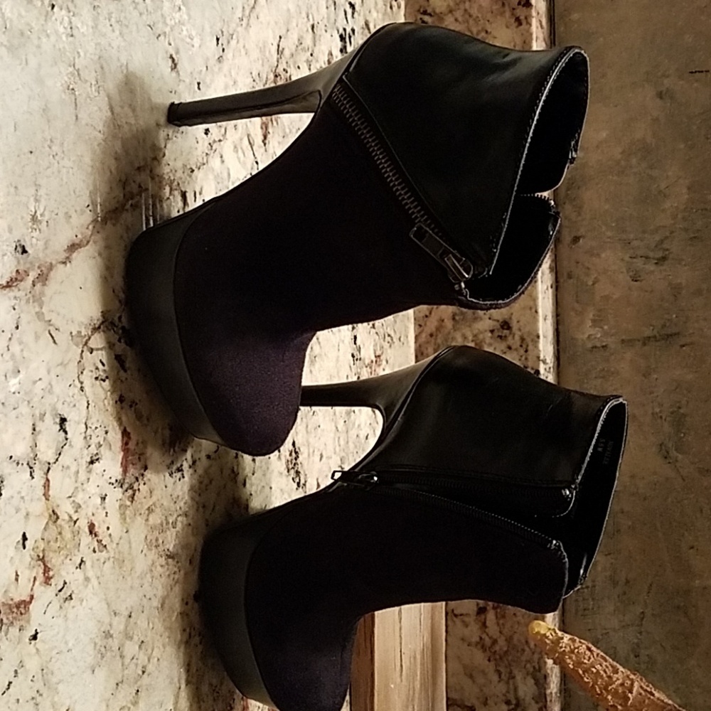 Ankle boots